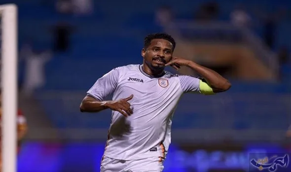 ناصر الشمراني لاعب كرة القدم السعودي وهداف دوري المحترفين ناصر الشمراني
