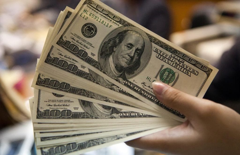 استقرار في سعر الدولار يوم الاثنين 24 يوليو: هل هو مؤقت أم مستمر؟ سعر الدولار