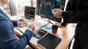 هل تبحث عن عملات رقمية لها مستقبل في عام 2024؟ تعرف على أفضل العملات الرقمية تداول العملات الأجنبية كفرصة للمستثمرين الصغار والكبار