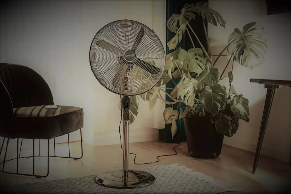 المروحة لا تدور مع سماع صوت طنين