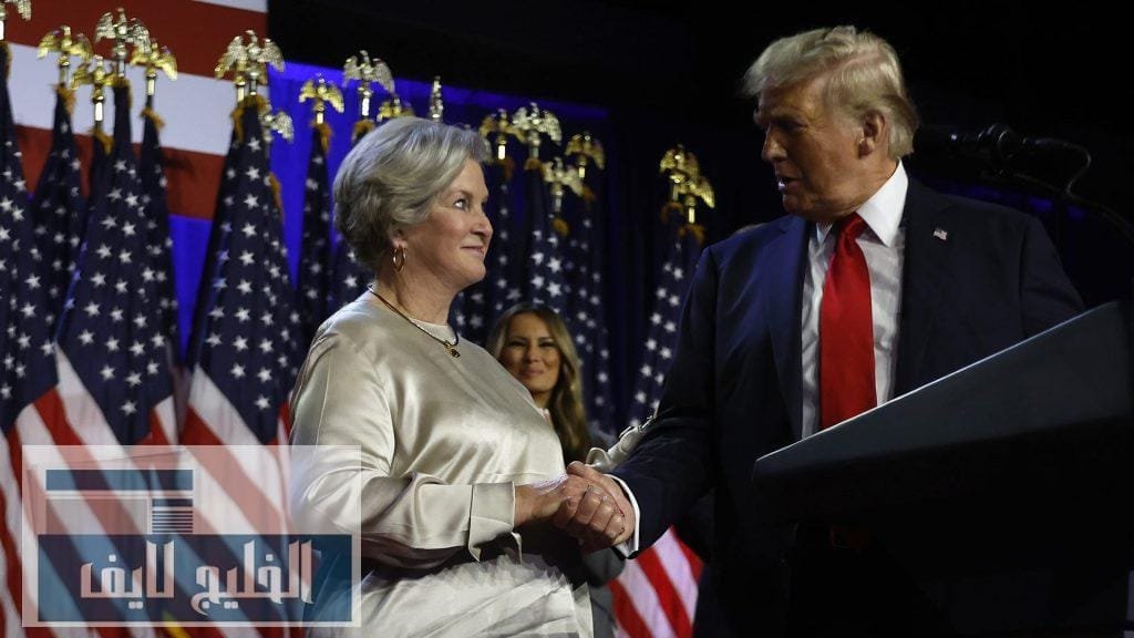 المرأة الحديدية تتولى القيادة: أولى قرارات ترامب بتعيين سوزي وايلز في منصب حساس