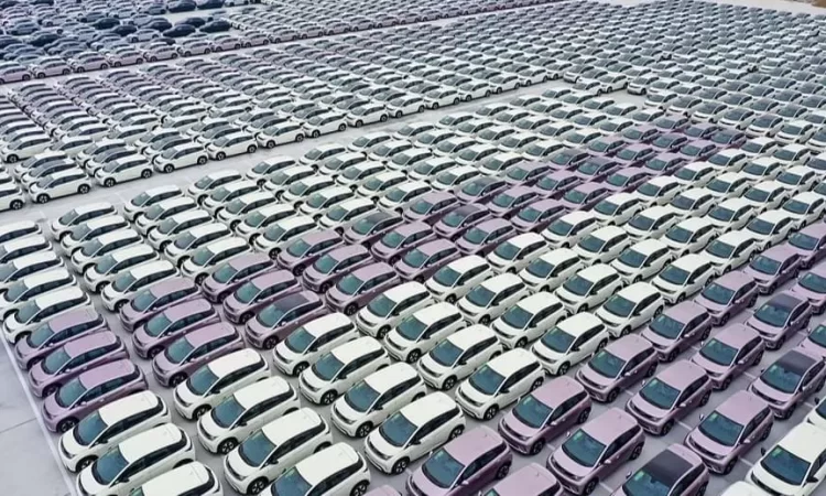 الصين تتصدر إنتاج السيارات الكهربائية عالميًا بـ10 ملايين وحدة في 2024 الصين تتصدر إنتاج السيارات الكهربائية عالميًا بـ10 ملايين وحدة في 2024