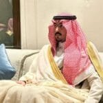 أمير الرياض يصلي على الأمير عبدالعزيز بن خالد آل سعود رحمه الله أمير الرياض يصلي على الأمير عبدالعزيز بن خالد آل سعود رحمه الله