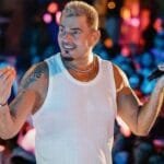 تغريم عمرو دياب 200 جنيه في قضية الشاب المصفوع وبراءة الأخير تغريم عمرو دياب 200 جنيه في قضية الشاب المصفوع وبراءة الأخير