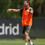تشابي ألونسو يُقلب موازين الملعب بطائرات درون في تدريبات ريال مدريد فما القصة